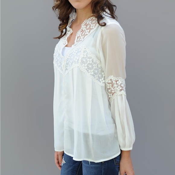 Sheer Button Up Blouse with Embellished Sleeves M - Picture 2 of 6